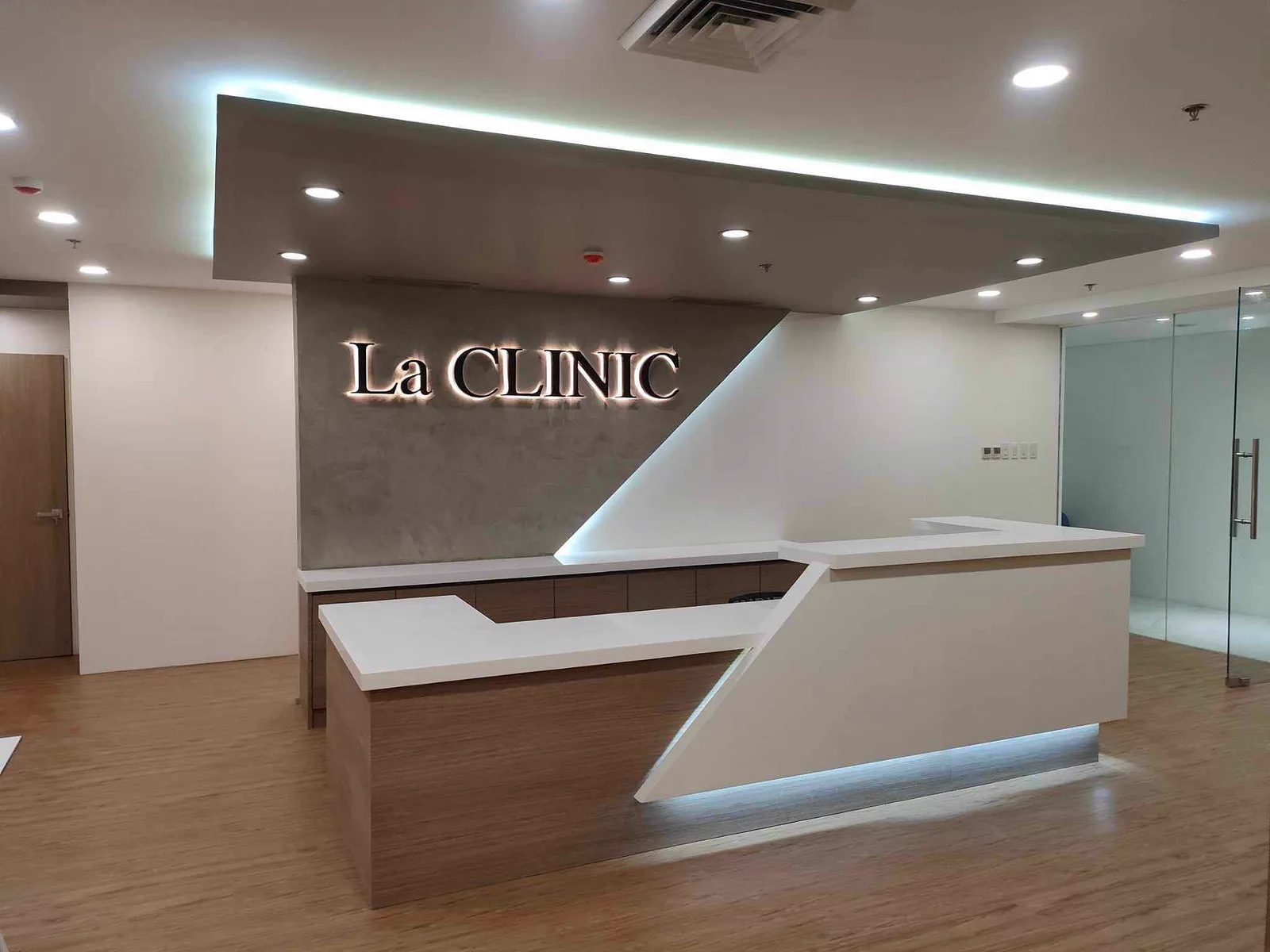 La Clinic, Taguig City