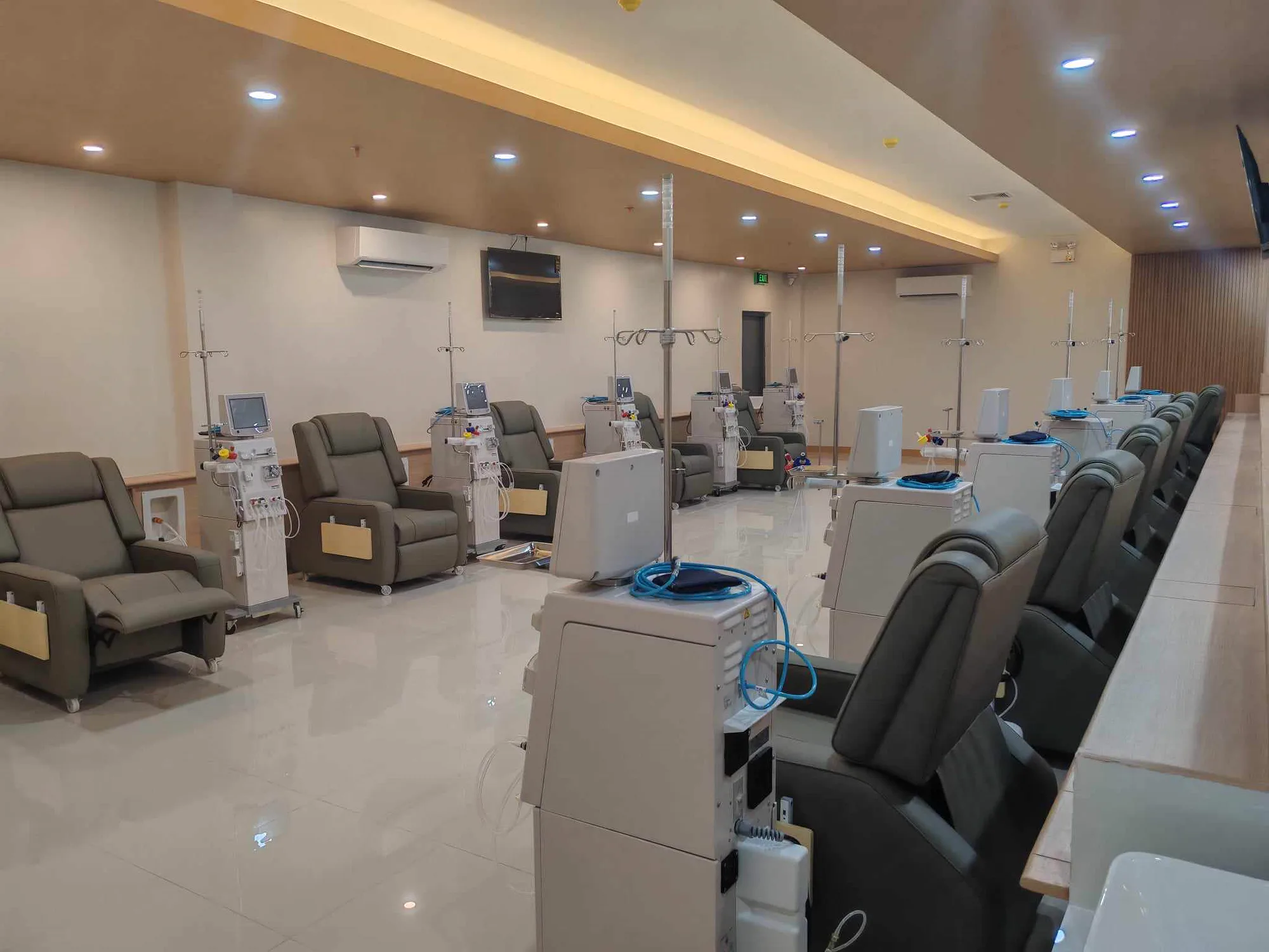 Lifestream Dialysis Center, Guiguinto, Bulacan, built by Medikonstruk